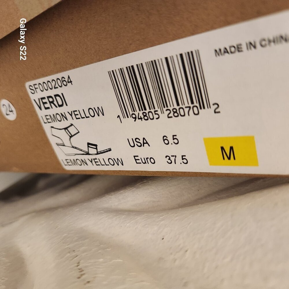 Sofft Verdi Wedge Sandals. "Lemon Yellow". Leather. NIB. Size 6.5 - Picture 3 of 10